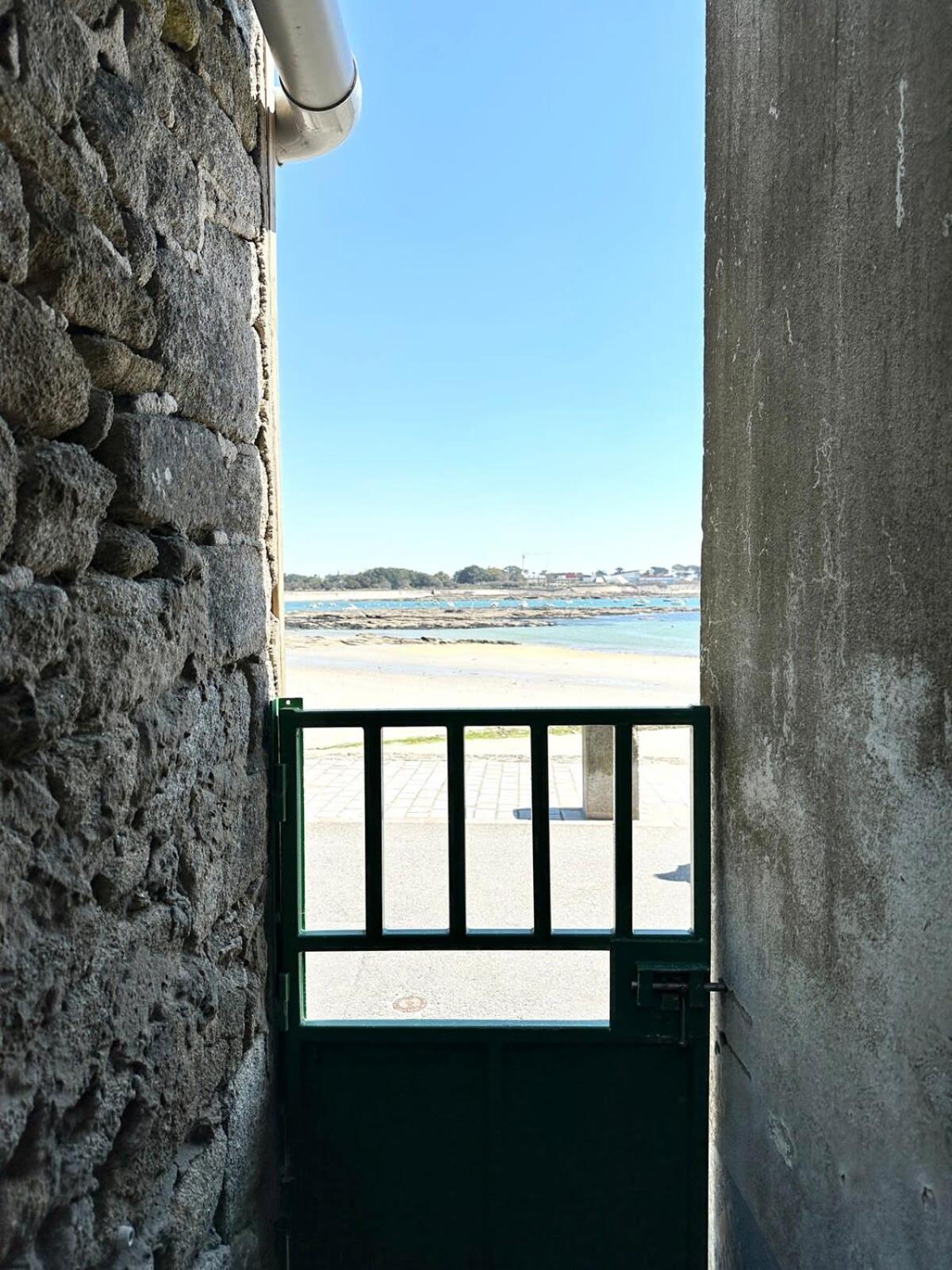 Maison De Pecheur Atypique Les Pieds Dans L'Eau 普洛埃默尔 外观 照片