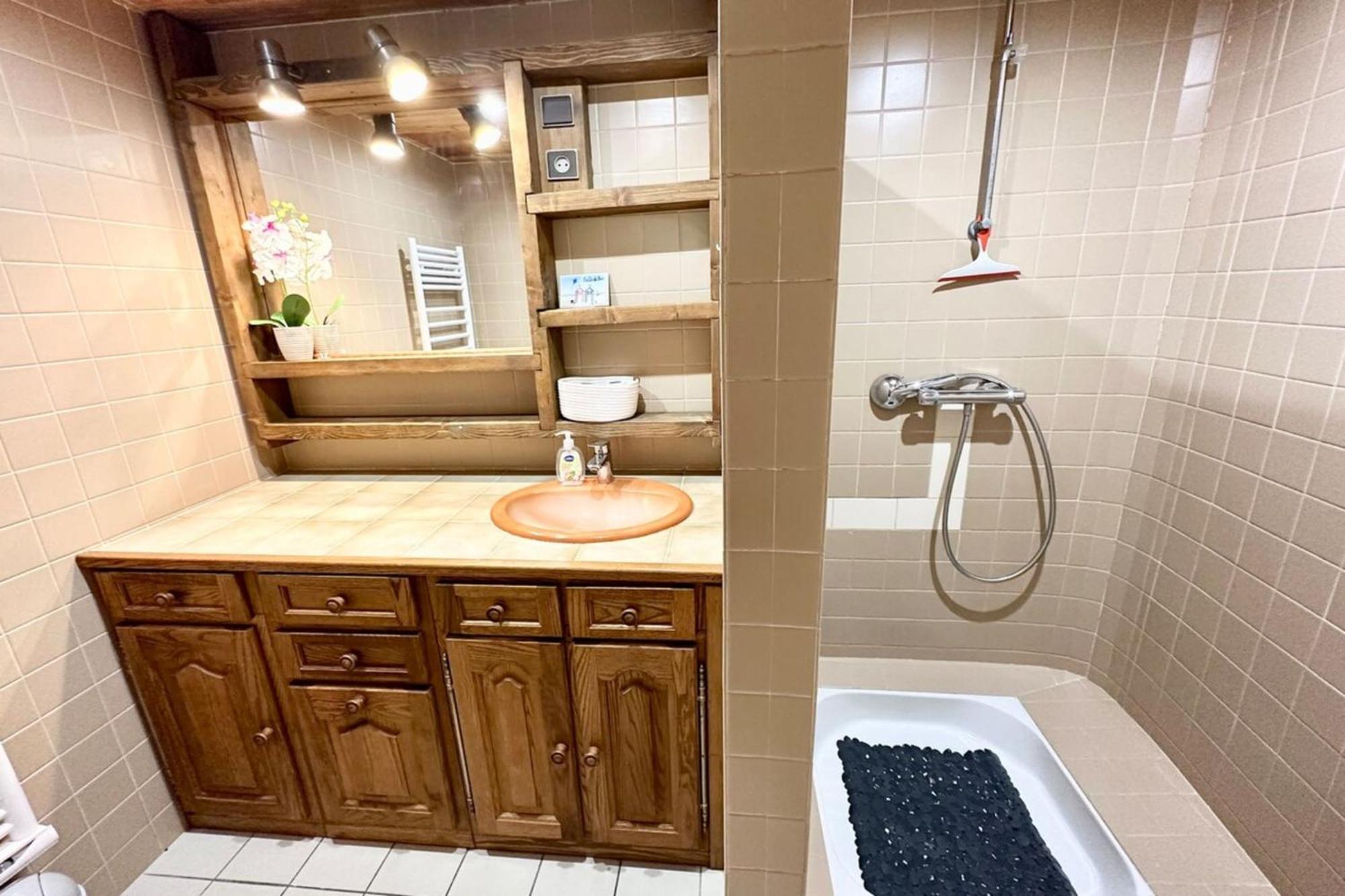 Maison De Pecheur Atypique Les Pieds Dans L'Eau 普洛埃默尔 外观 照片