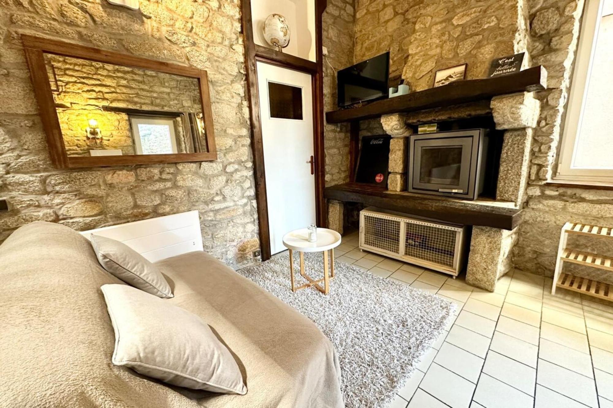 Maison De Pecheur Atypique Les Pieds Dans L'Eau 普洛埃默尔 外观 照片